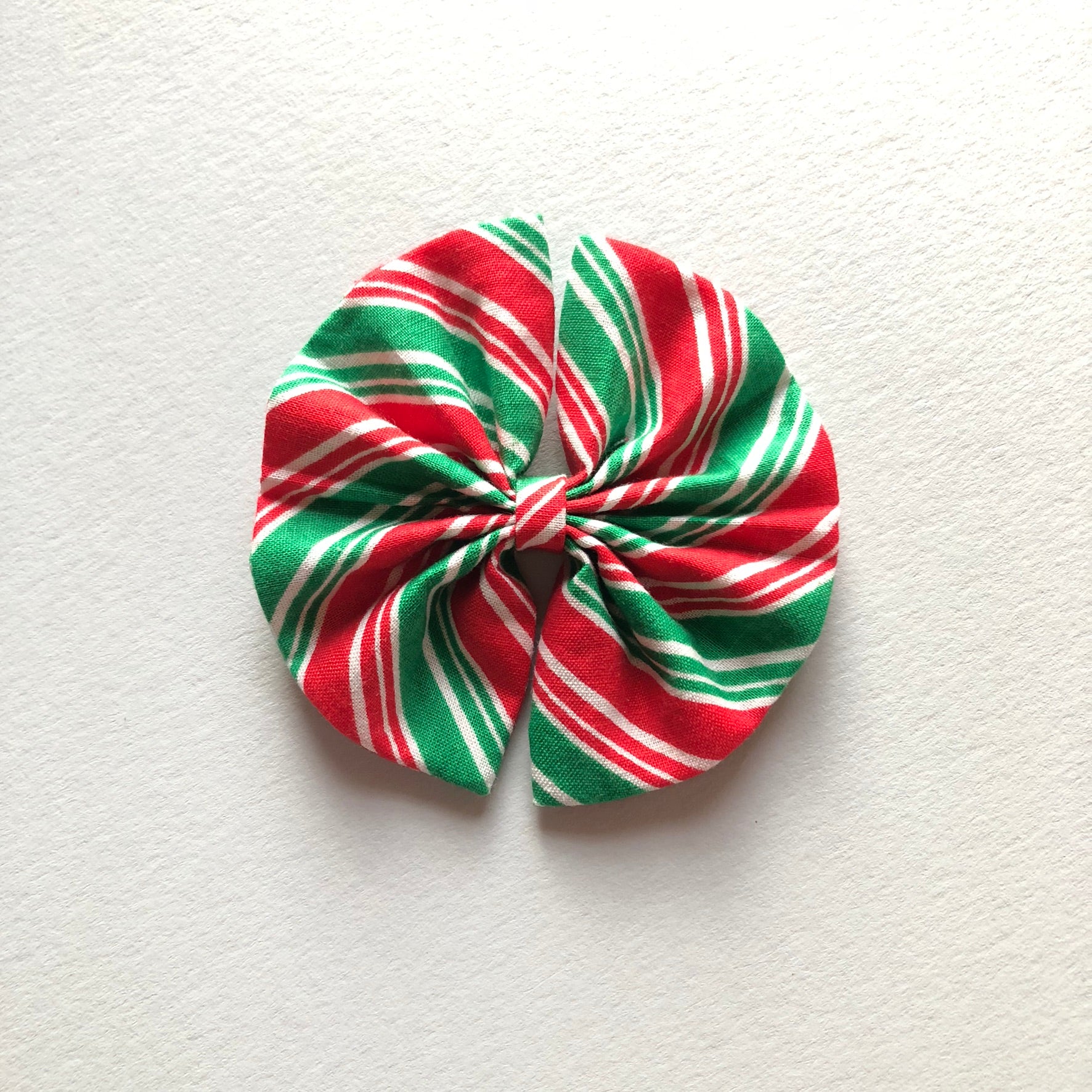 Red and green stripe bow - Amelia bow 3.5 inch