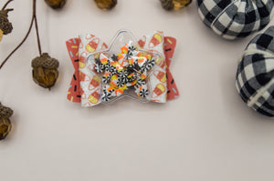 Candy corn sparkle shaker Quinnlee Bow - Ag2