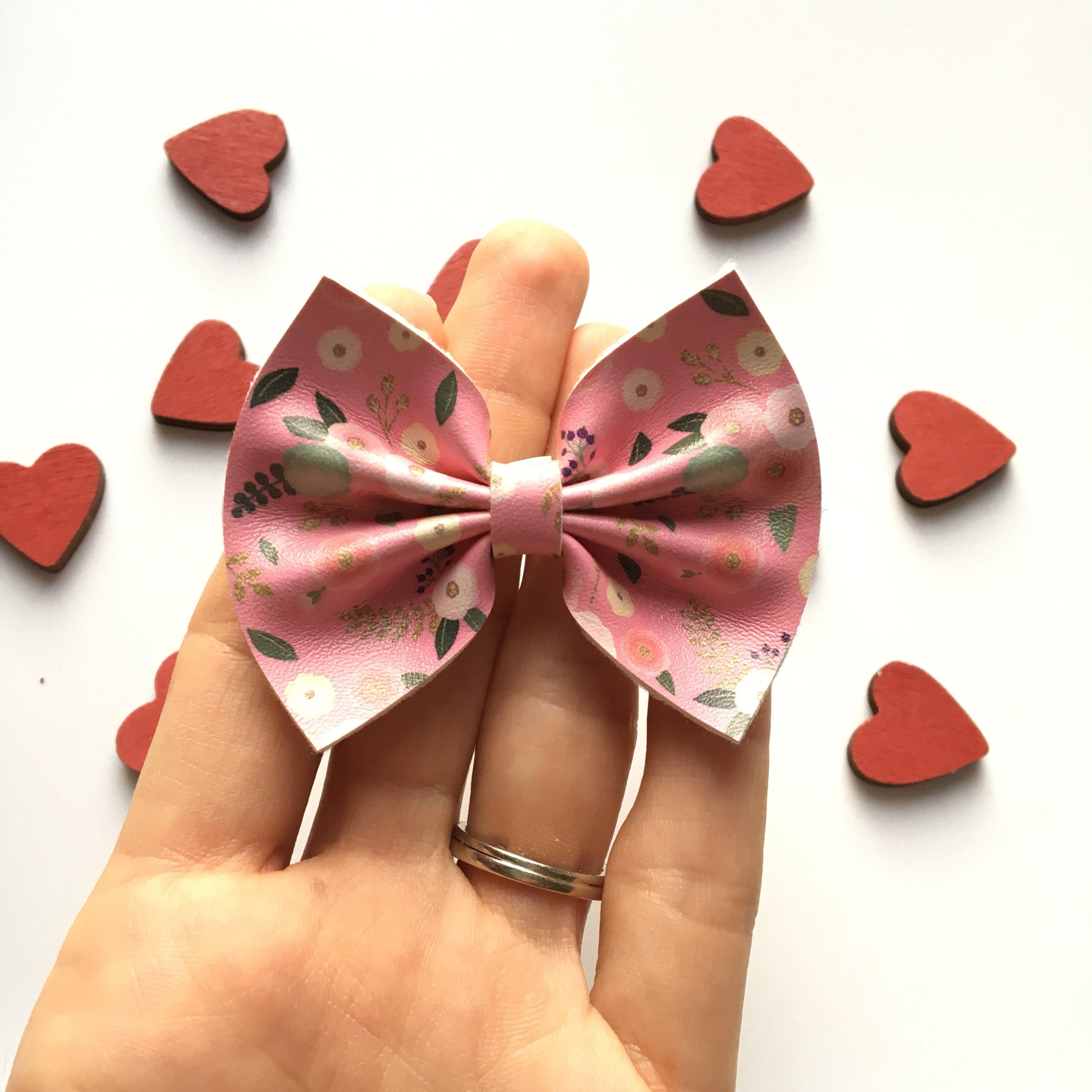 Faux leather bows / mermaid