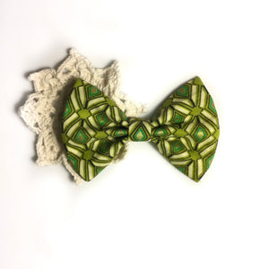 Vintage green stained glass bow tie