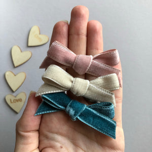 Super soft Velvet Tiny bows  2.5 inch