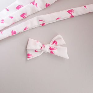 Summer VINTAGE pink swatches elloise bow