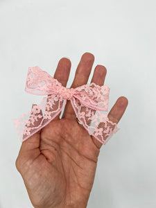 Vintage lace bow - pink July