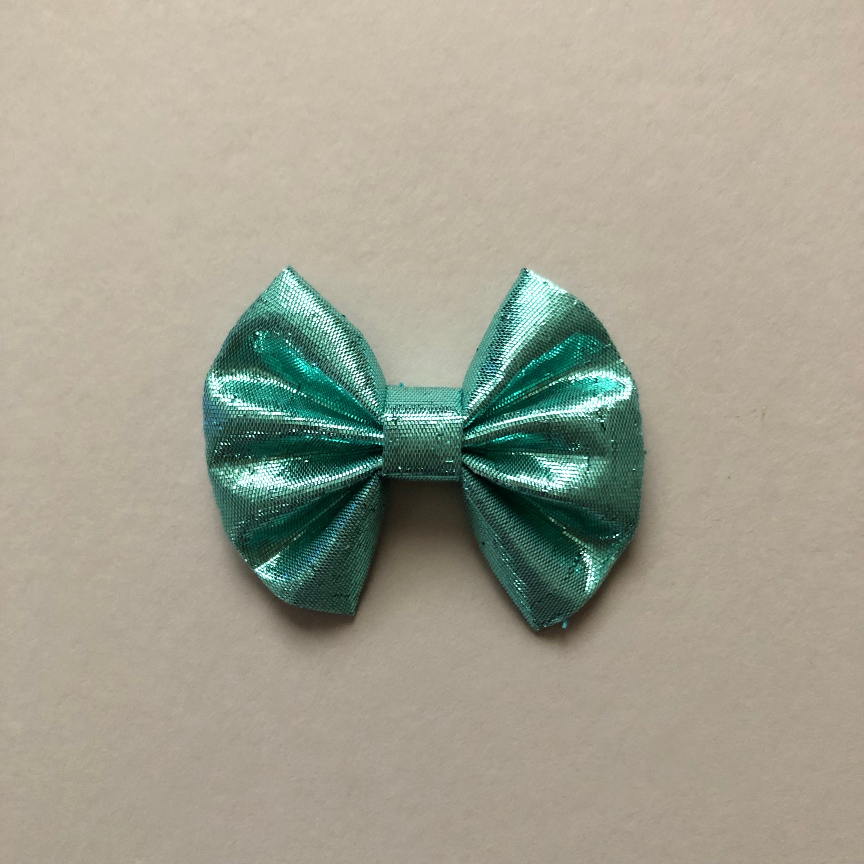 Sea foam Mermaid tiny FAN bow